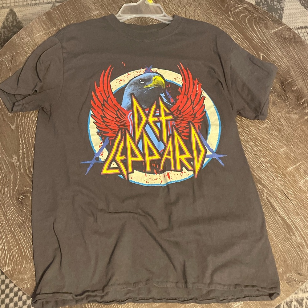 Graphic Def Leppard Rock Band Tee
